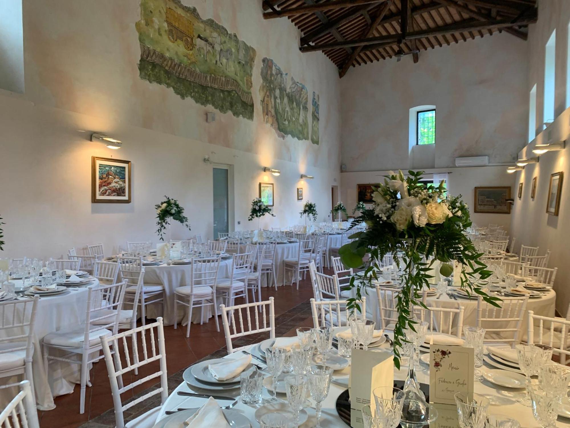 Abbazia Ss. Quirico E Giulitta Hotel Micigliano Bagian luar foto
